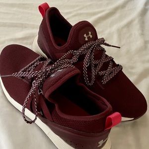 Under Armour Sneakers! Size 10